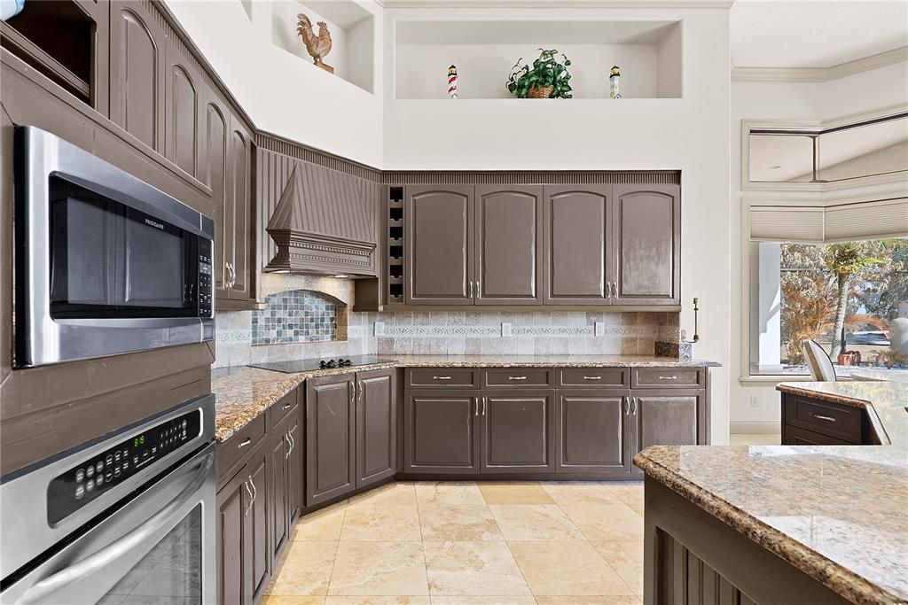 For Sale: $1,100,000 (4 beds, 4 baths, 3632 Square Feet)