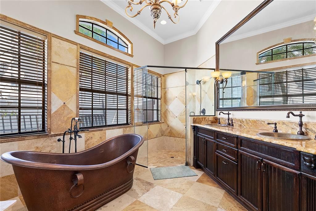For Sale: $1,100,000 (4 beds, 4 baths, 3632 Square Feet)