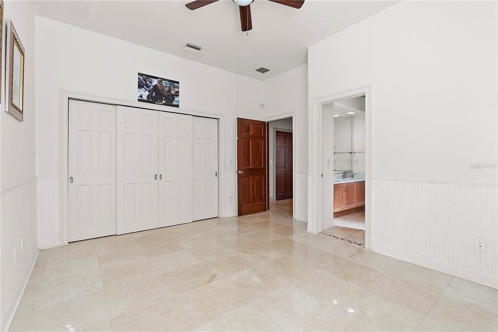 For Sale: $1,100,000 (4 beds, 4 baths, 3632 Square Feet)