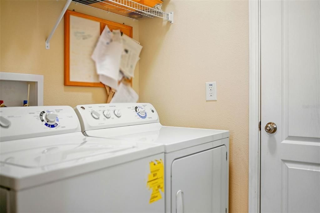 Active With Contract: $257,500 (2 beds, 2 baths, 1374 Square Feet)