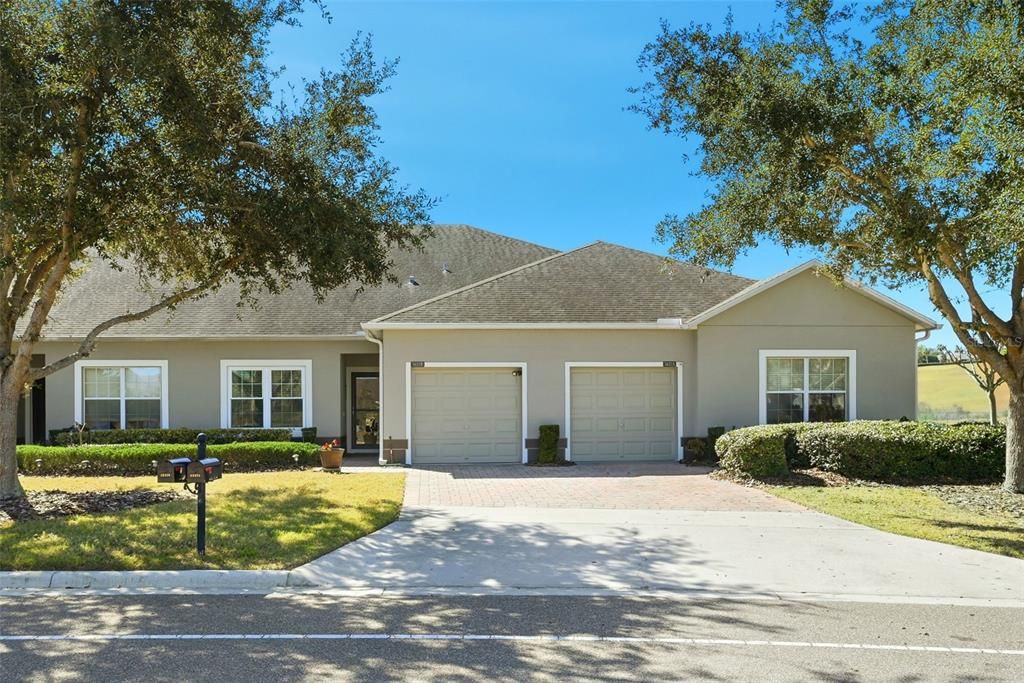 Active With Contract: $257,500 (2 beds, 2 baths, 1374 Square Feet)