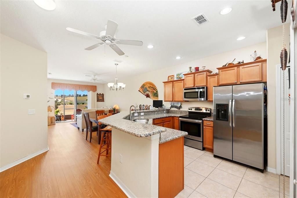 Active With Contract: $257,500 (2 beds, 2 baths, 1374 Square Feet)