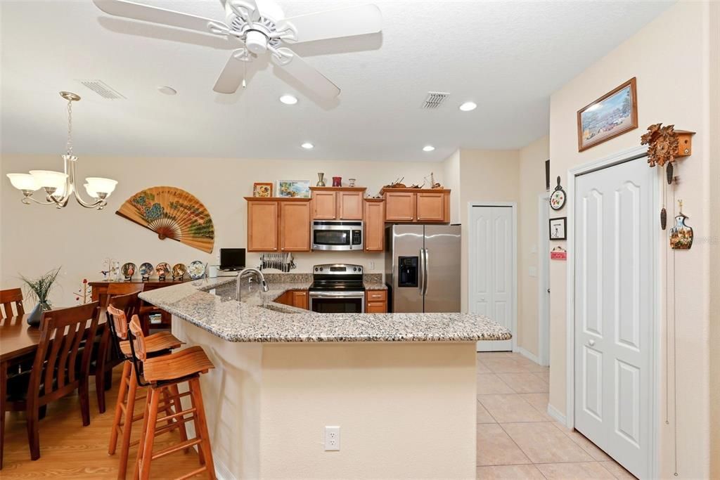 Active With Contract: $257,500 (2 beds, 2 baths, 1374 Square Feet)