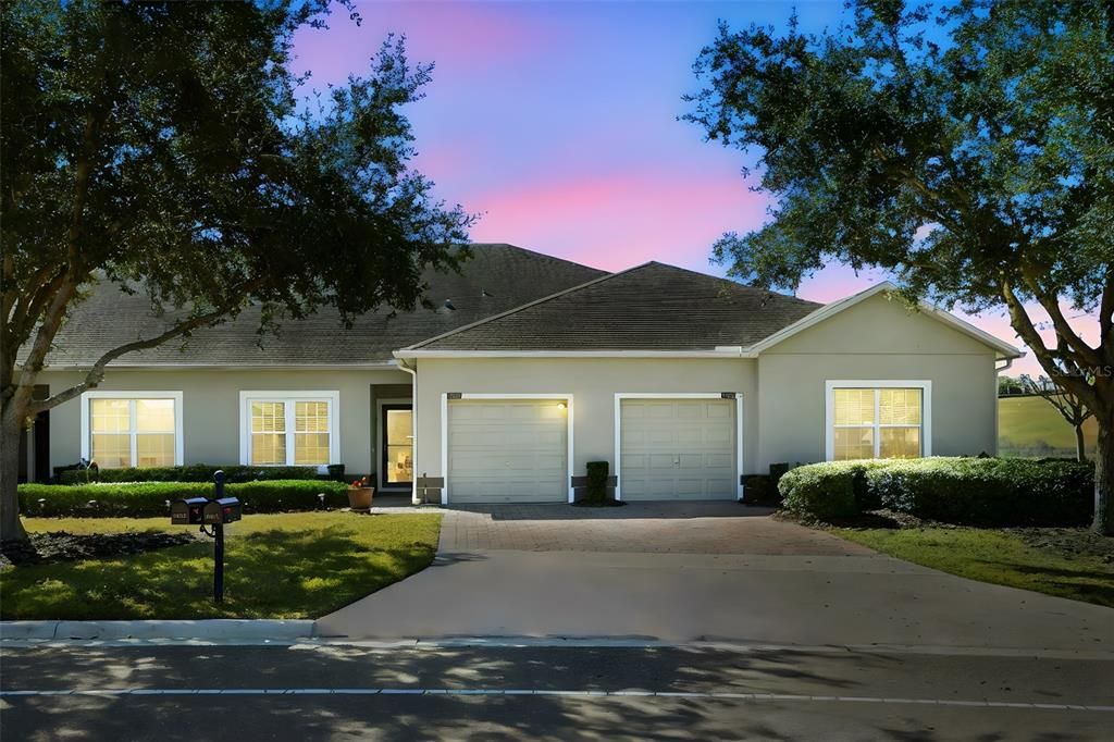 Active With Contract: $257,500 (2 beds, 2 baths, 1374 Square Feet)