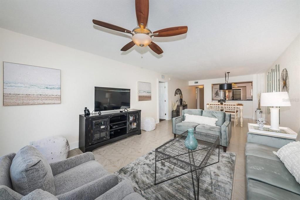 For Rent: $7,460 (2 beds, 2 baths, 1215 Square Feet)