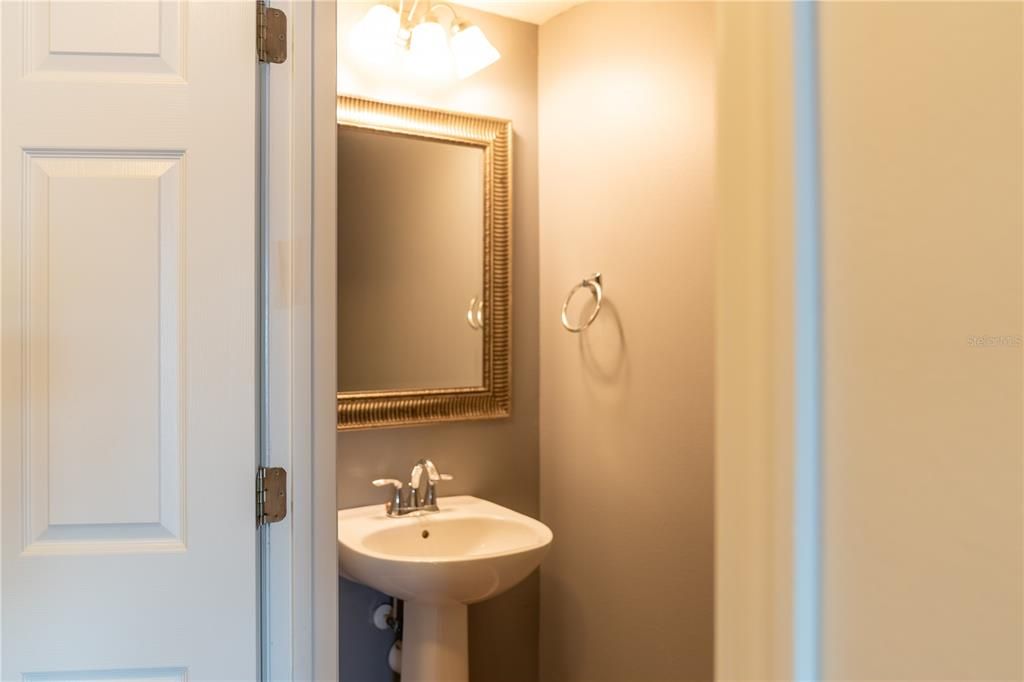 For Rent: $2,000 (2 beds, 2 baths, 1308 Square Feet)