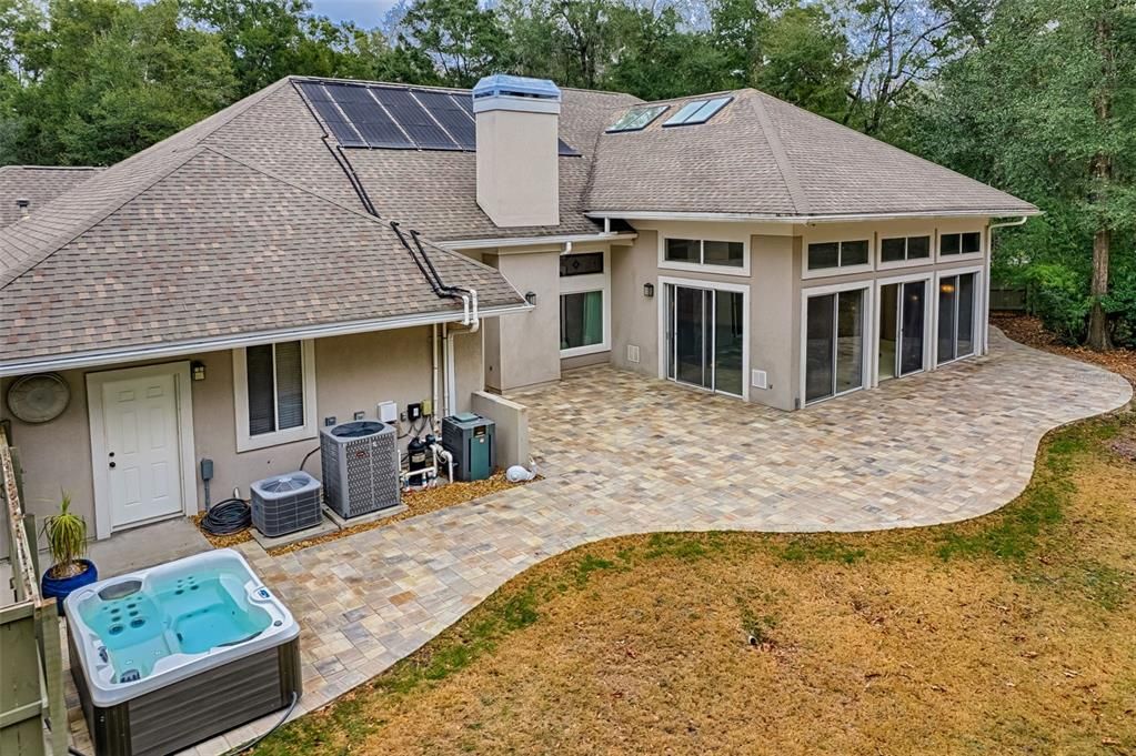 En Venta: $895,000 (4 camas, 2 baños, 4801 Pies cuadrados)