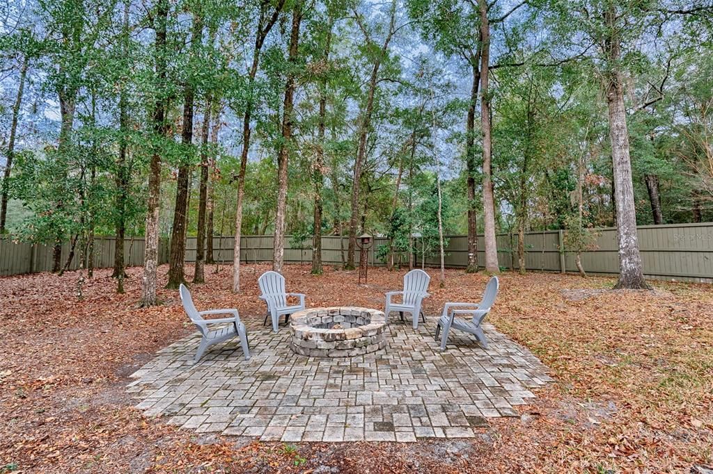 En Venta: $895,000 (4 camas, 2 baños, 4801 Pies cuadrados)