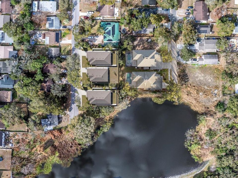待售: $399,000 (2.11 acres)