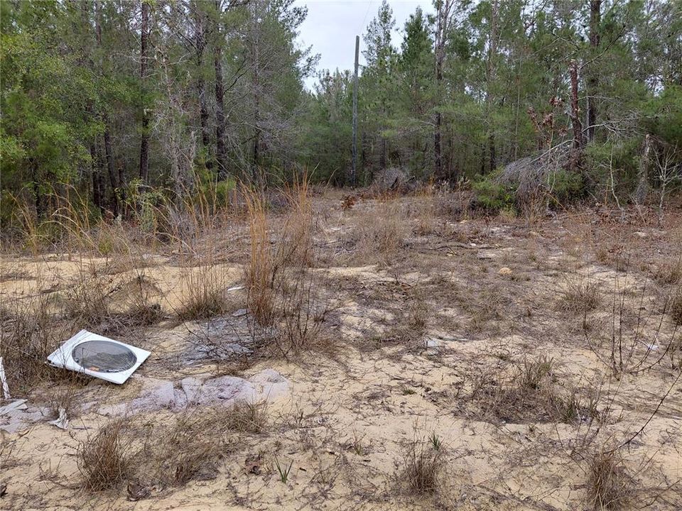 На продажу: $10,000 (0.11 acres)