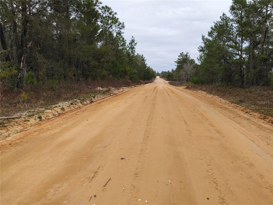 На продажу: $10,000 (0.11 acres)