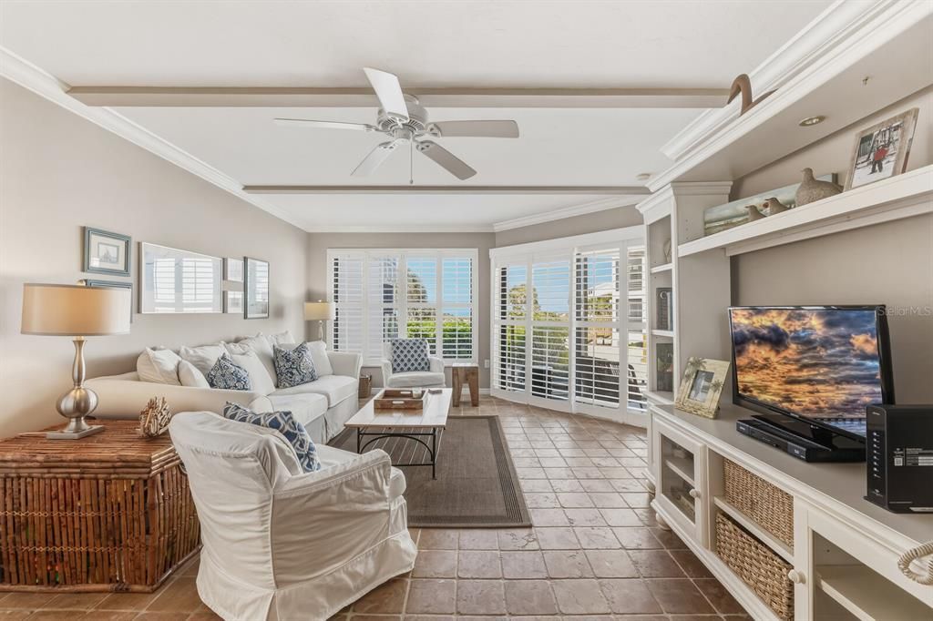 En Venta: $845,000 (1 camas, 1 baños, 730 Pies cuadrados)