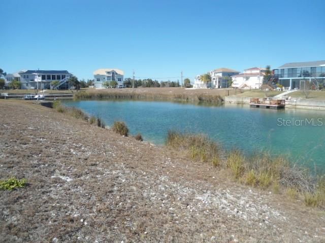 На продажу: $59,900 (0.24 acres)