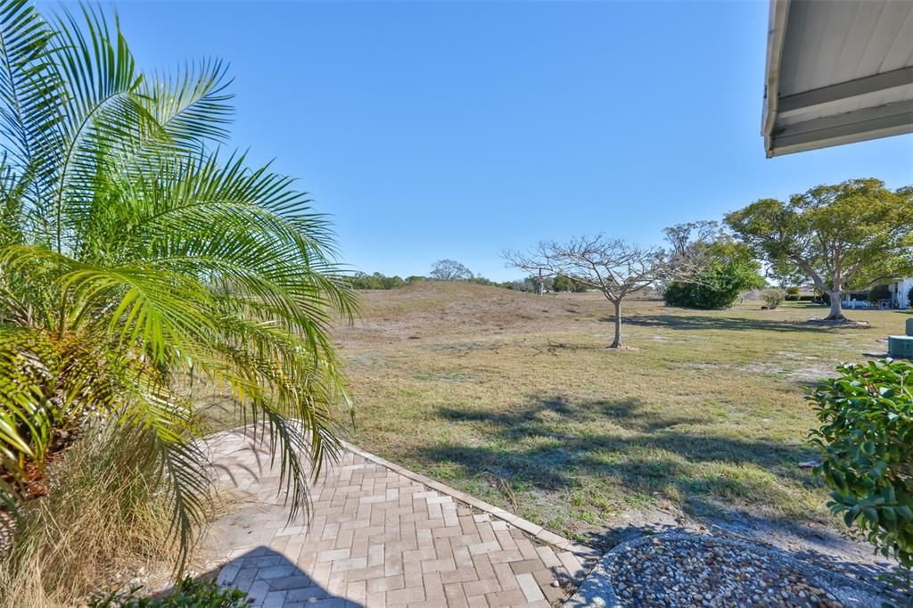 For Sale: $229,900 (2 beds, 2 baths, 1516 Square Feet)