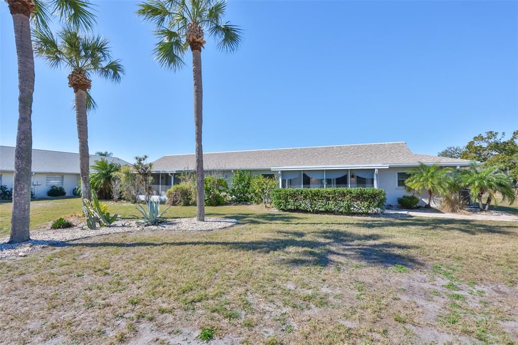 For Sale: $229,900 (2 beds, 2 baths, 1516 Square Feet)