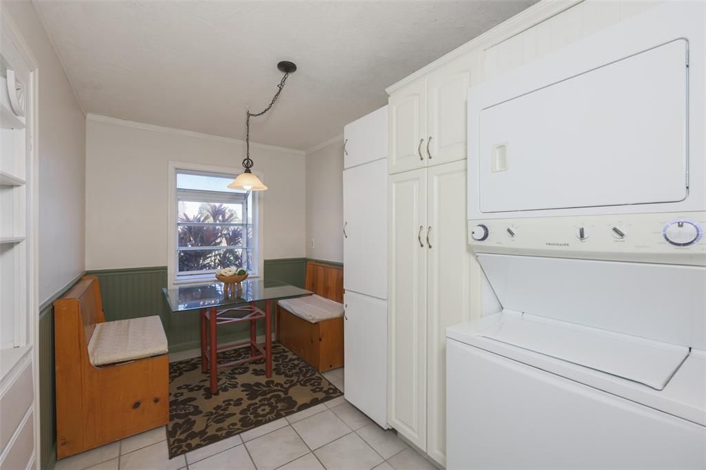 For Sale: $229,900 (2 beds, 2 baths, 1516 Square Feet)