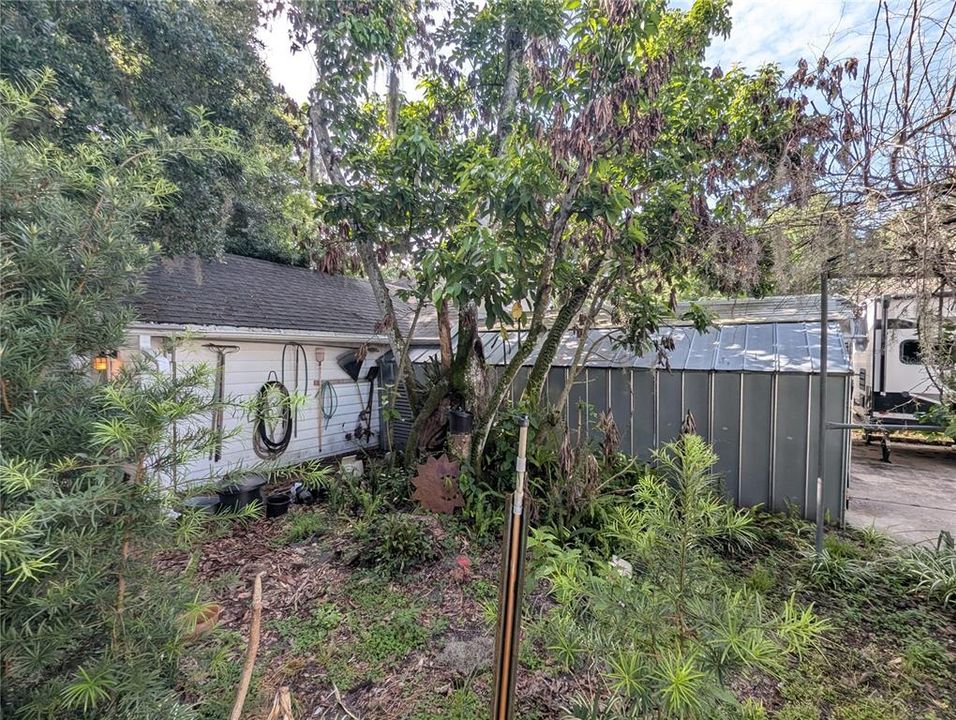 Active With Contract: $319,900 (4 beds, 1 baths, 1641 Square Feet)
