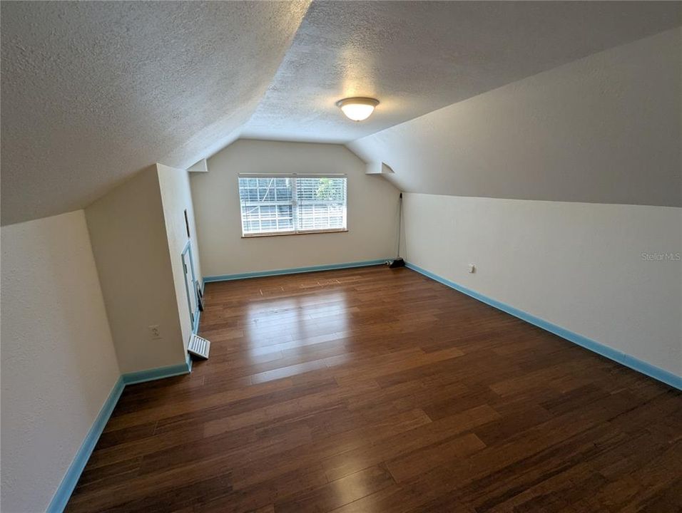 Active With Contract: $319,900 (4 beds, 1 baths, 1641 Square Feet)