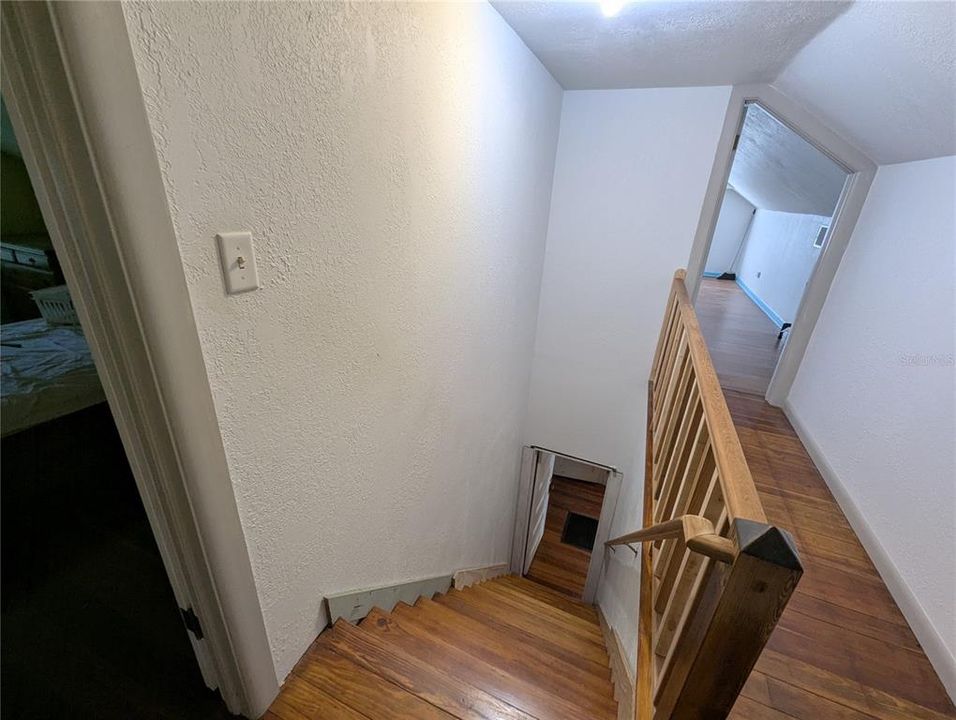 Active With Contract: $319,900 (4 beds, 1 baths, 1641 Square Feet)