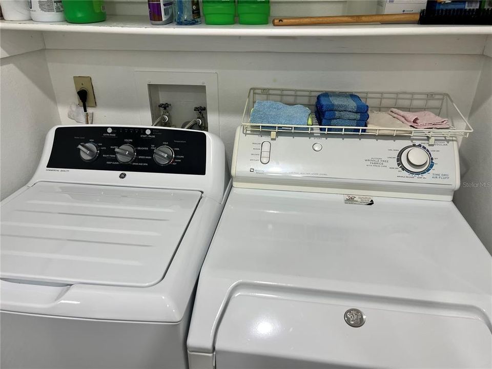 Под контрактом: $149,500 (2 спален, 2 ванн, 1015 Квадратных фут)