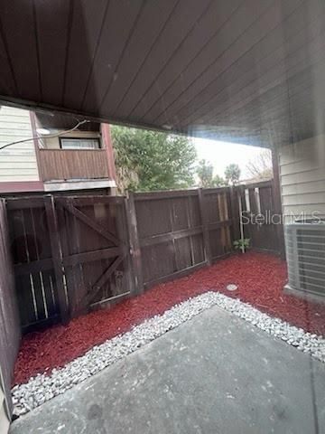 For Rent: $1,100 (1 beds, 1 baths, 762 Square Feet)