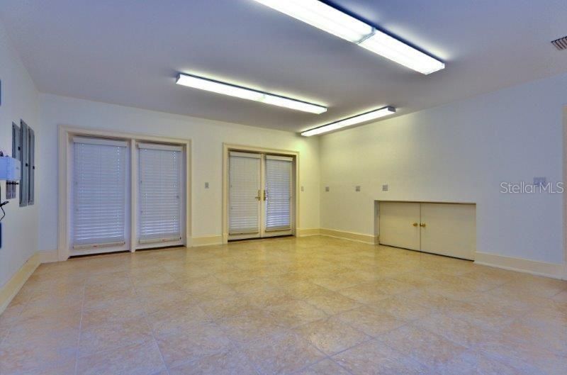 В аренду: $22,000 (8 спален, 8 ванн, 9833 Квадратных фут)
