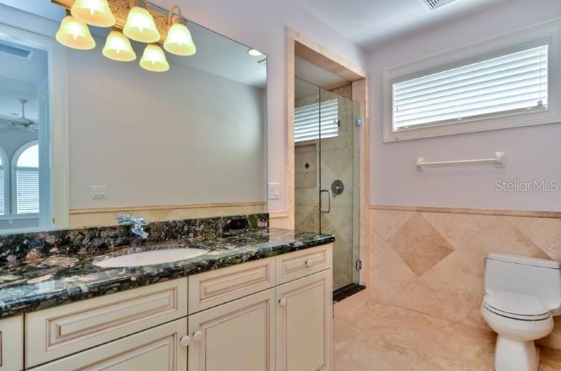 В аренду: $22,000 (8 спален, 8 ванн, 9833 Квадратных фут)
