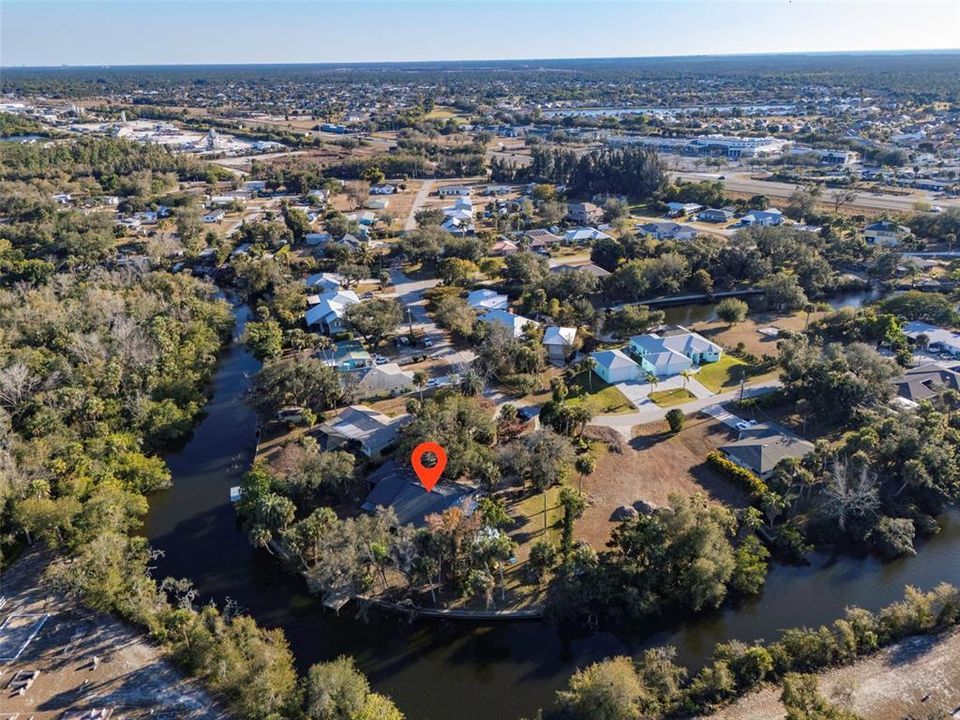 Activo con contrato: $374,000 (4 camas, 3 baños, 2708 Pies cuadrados)