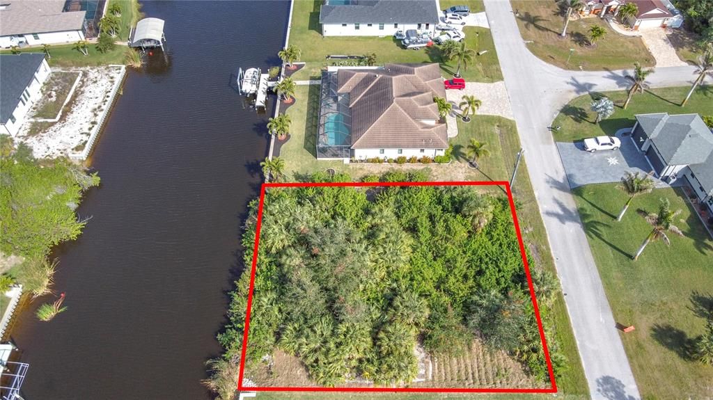 На продажу: $140,000 (0.30 acres)