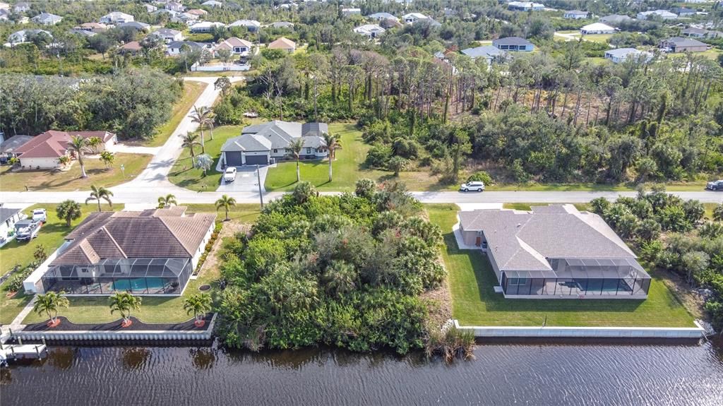 На продажу: $140,000 (0.30 acres)