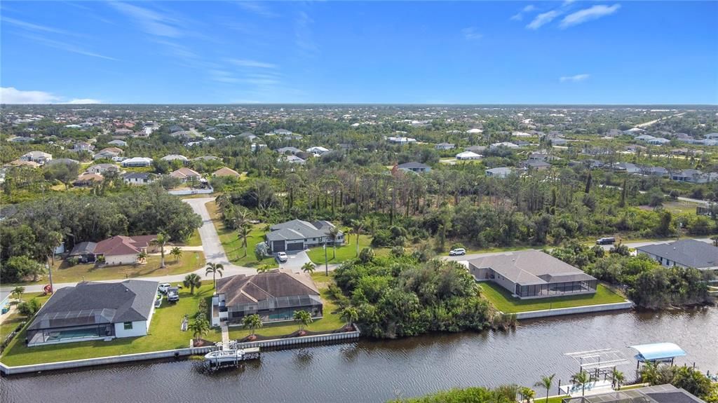 На продажу: $140,000 (0.30 acres)