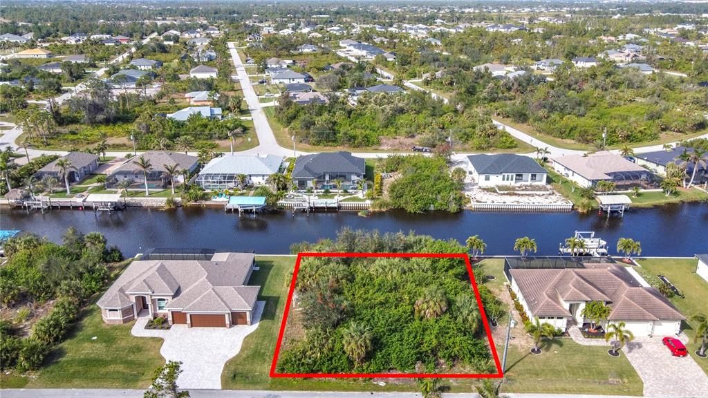 На продажу: $140,000 (0.30 acres)