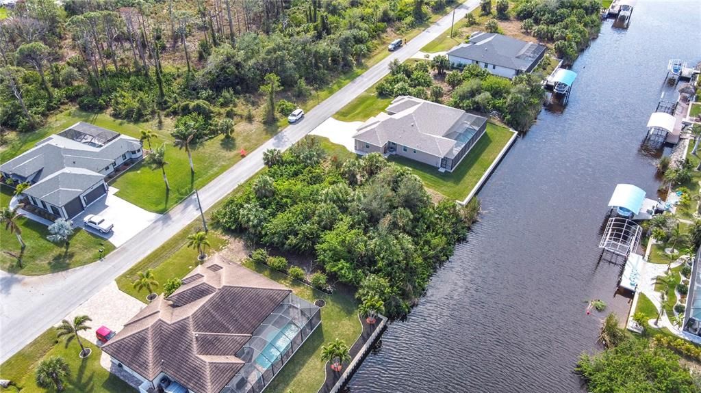 На продажу: $140,000 (0.30 acres)