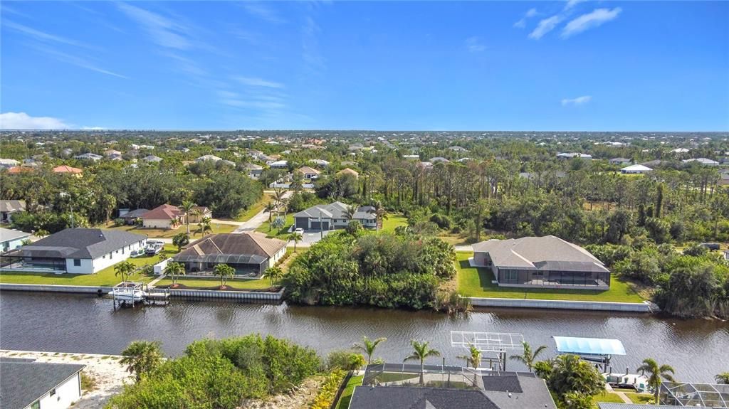 На продажу: $140,000 (0.30 acres)