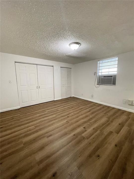 For Rent: $900 (1 beds, 1 baths, 500 Square Feet)