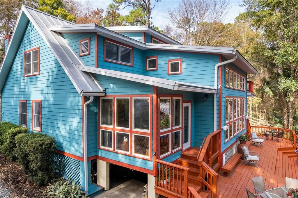 For Sale: $795,000 (4 beds, 2 baths, 3255 Square Feet)