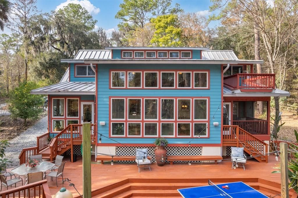 For Sale: $795,000 (4 beds, 2 baths, 3255 Square Feet)