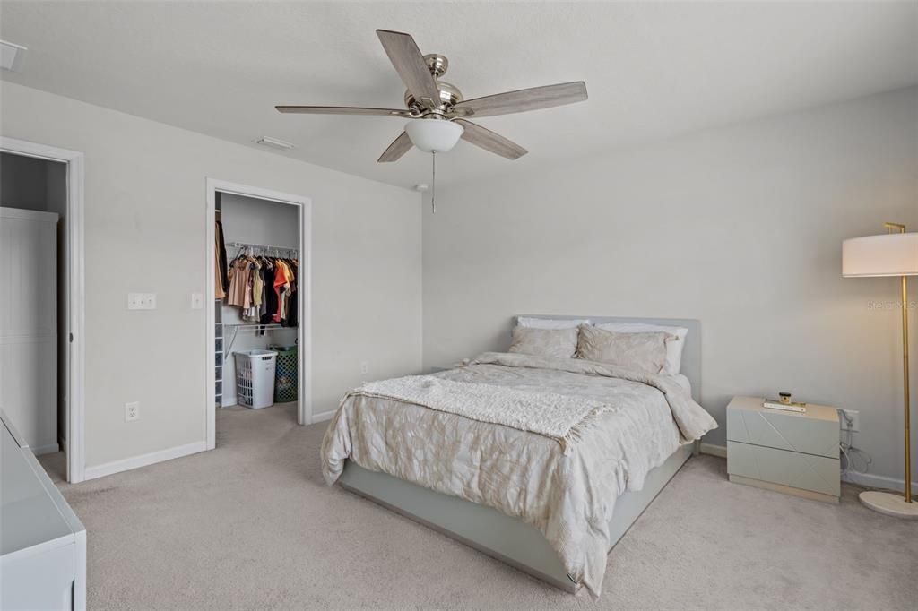 Active With Contract: $325,000 (3 beds, 2 baths, 1582 Square Feet)