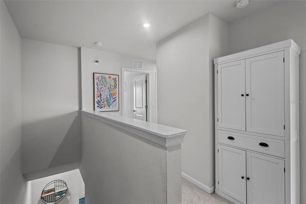 Active With Contract: $325,000 (3 beds, 2 baths, 1582 Square Feet)
