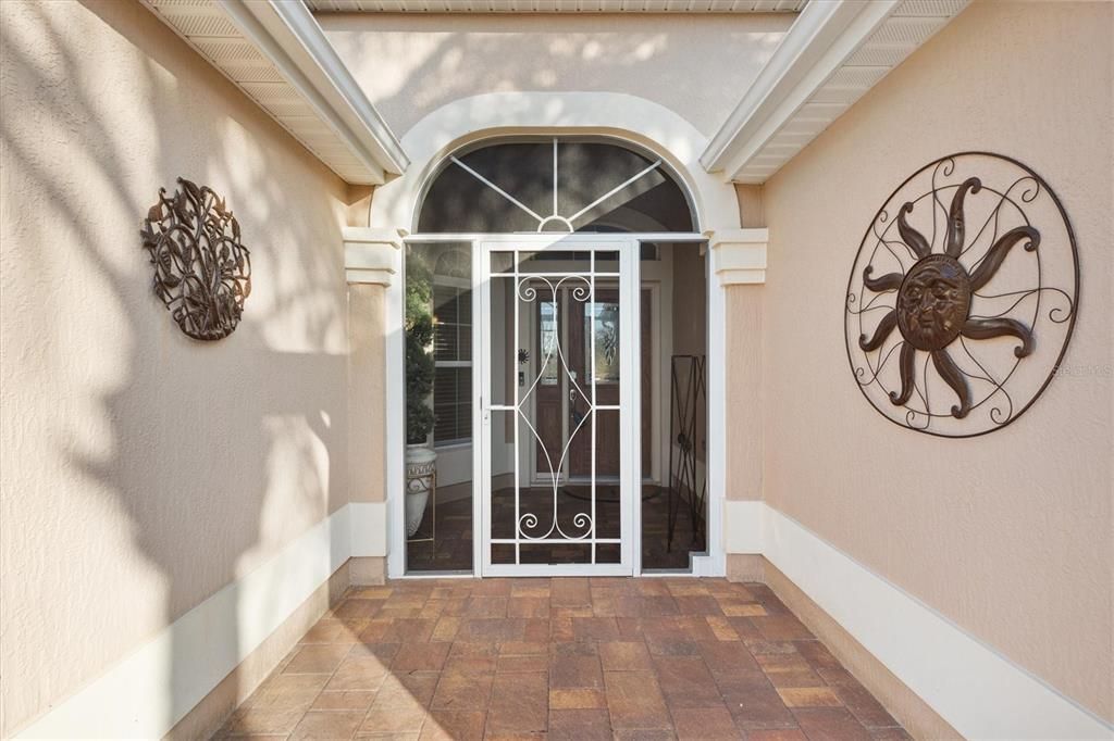 Activo con contrato: $875,000 (3 camas, 2 baños, 2097 Pies cuadrados)