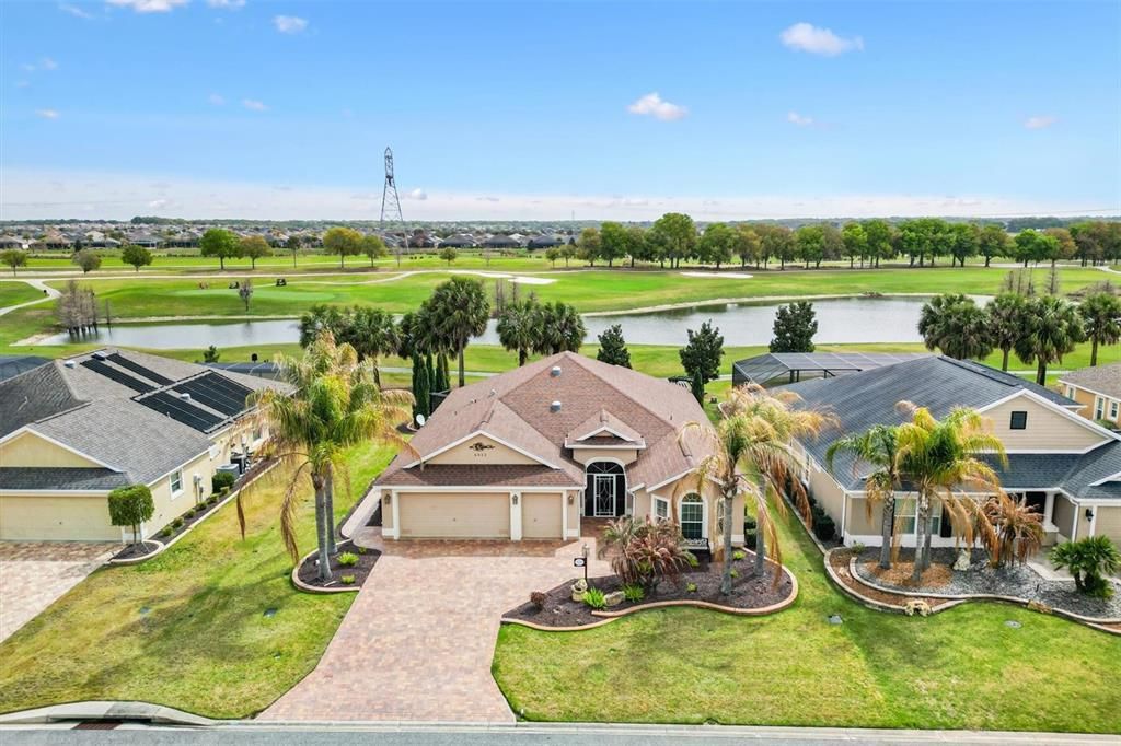 Activo con contrato: $875,000 (3 camas, 2 baños, 2097 Pies cuadrados)