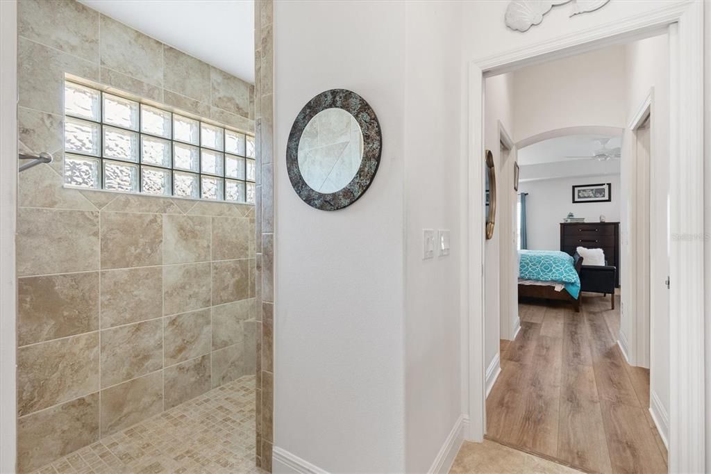 Activo con contrato: $875,000 (3 camas, 2 baños, 2097 Pies cuadrados)