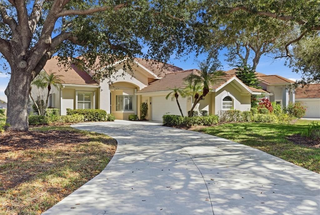 Recently Sold: $315,000 (2 beds, 2 baths, 1635 Square Feet)