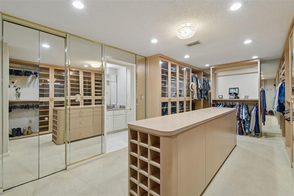 На продажу: $975,000 (4 спален, 3 ванн, 3776 Квадратных фут)