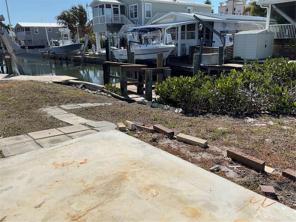 待售: $120,000 (0.08 acres)