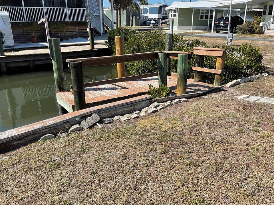 待售: $120,000 (0.08 acres)