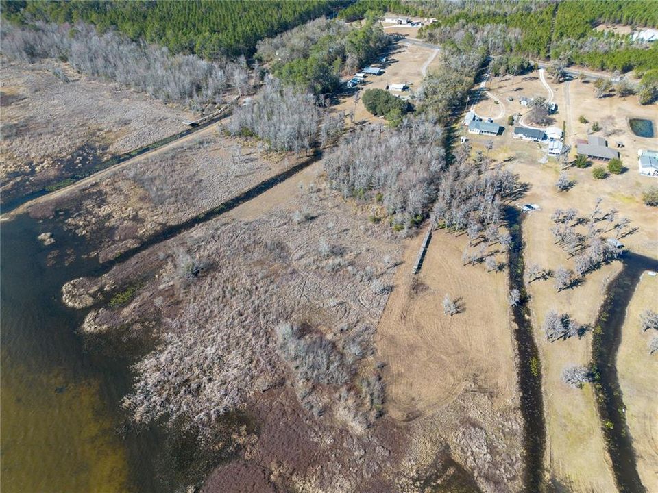 待售: $165,000 (1.54 acres)