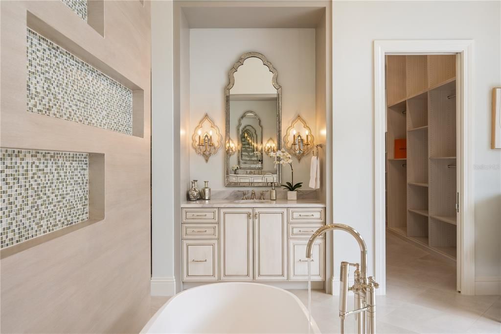 For Sale: $10,450,000 (5 beds, 5 baths, 6276 Square Feet)