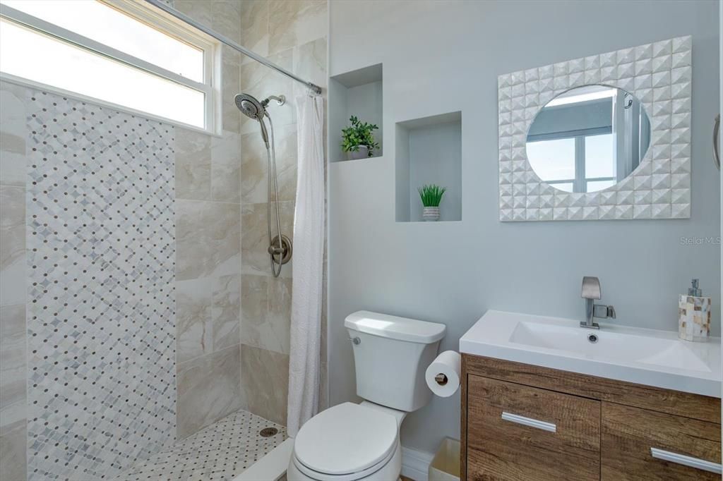 For Sale: $2,360,000 (4 beds, 3 baths, 2767 Square Feet)
