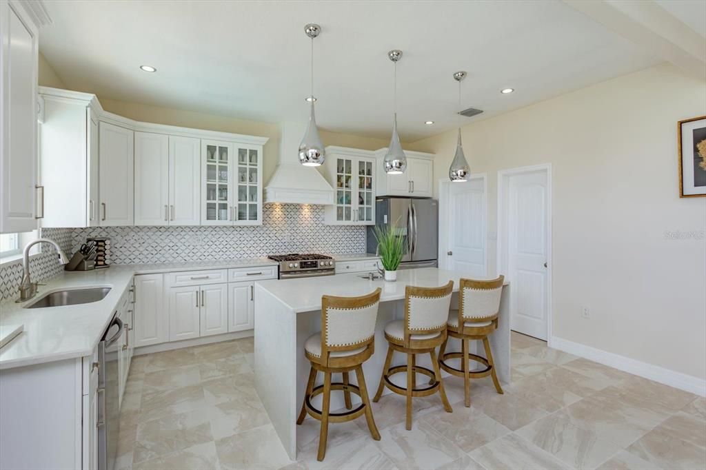For Sale: $2,360,000 (4 beds, 3 baths, 2767 Square Feet)